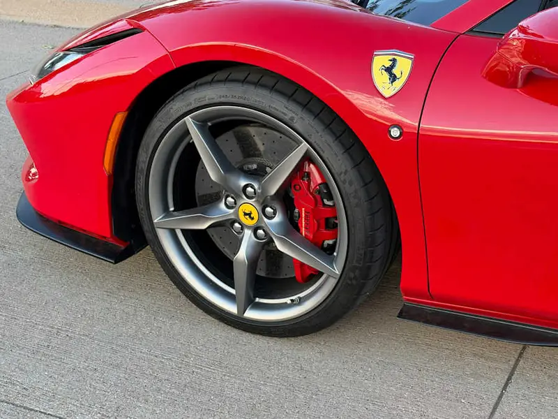 2021 Ferrari F8 Spider — photo 7 of 8