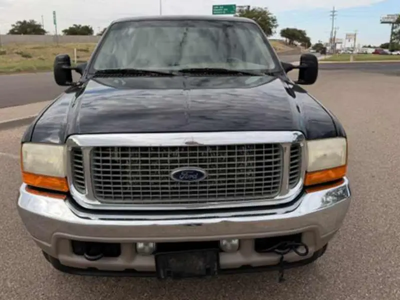2001 Ford Excursion Limited — photo 4 of 8