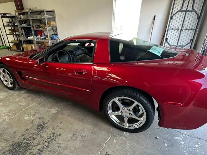2004 Chevrolet Corvette — photo 3 of 8