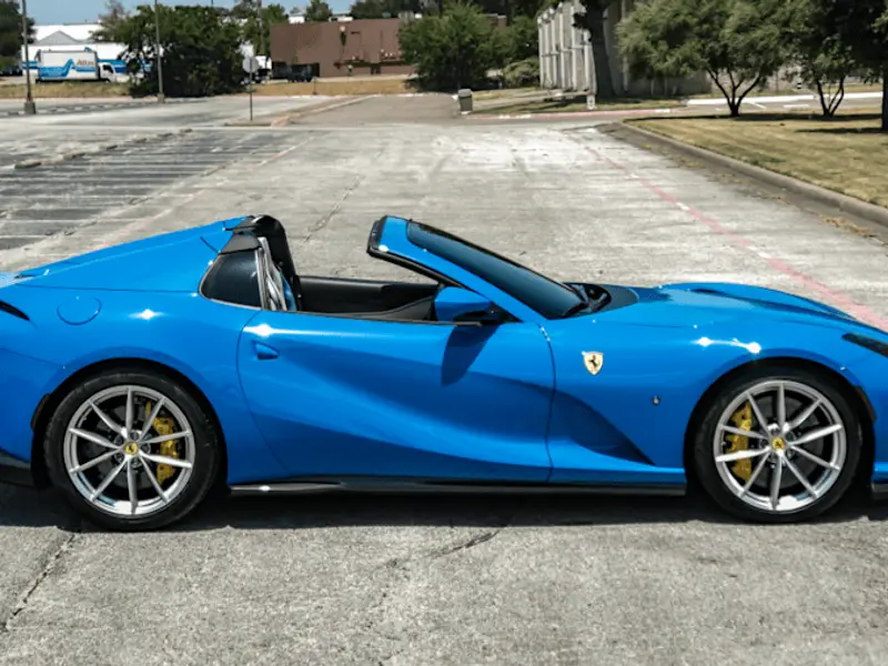 2022 Ferrari 812 GTS — photo 8 of 8