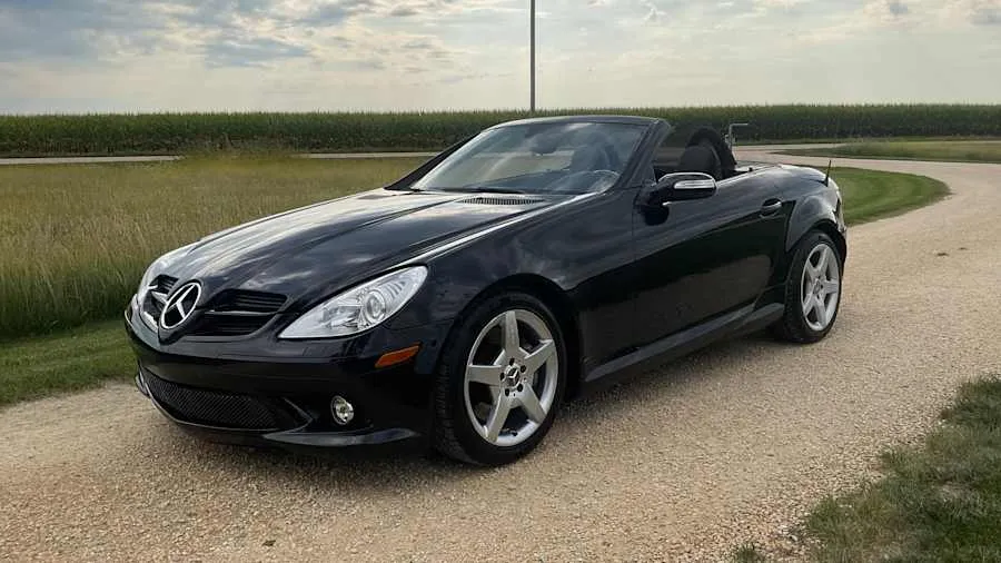 Black 2005 Mercedes-Benz SLK350