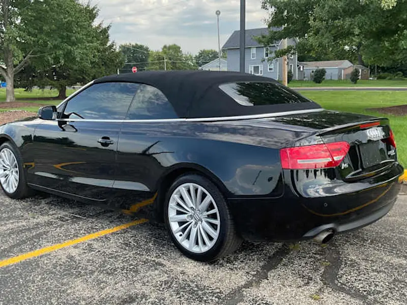 2011 Audi A5 Premium Plus — photo 6 of 8