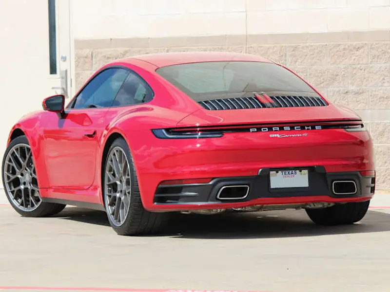 2023 Porsche 911 Carrera 4 — photo 5 of 8