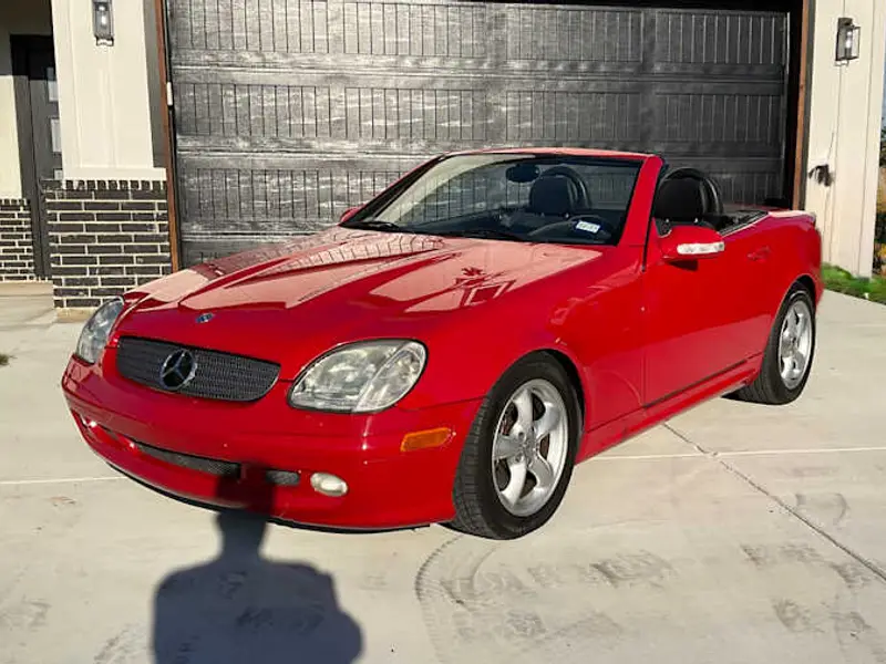 2001 Mercedes-Benz SLK320 — photo 1 of 8