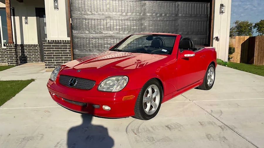 Red 2001 Mercedes-Benz SLK320