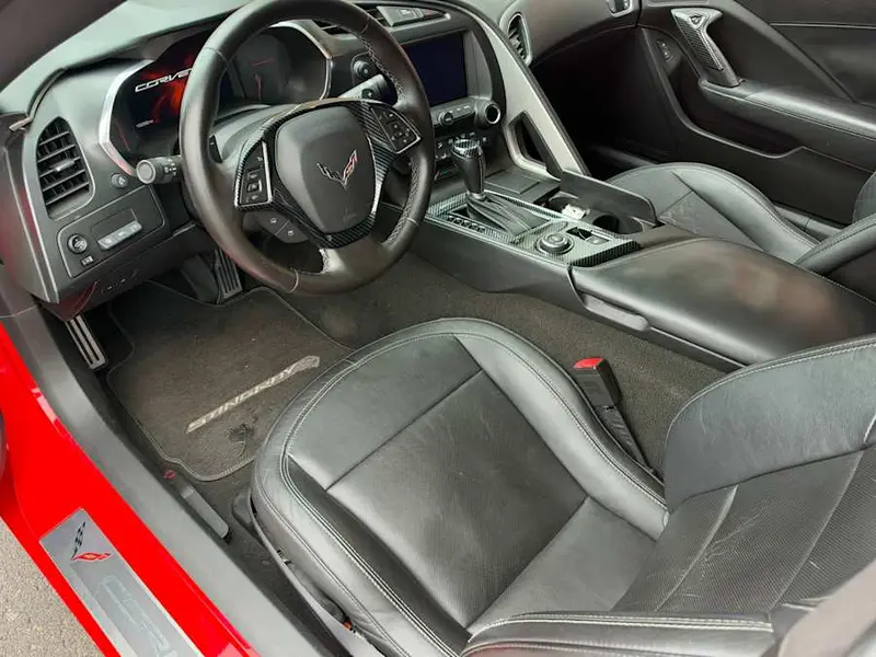 2014 Chevrolet Corvette — photo 7 of 8