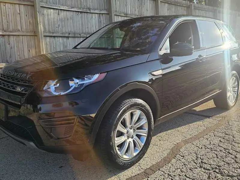 2019 Land Rover Discovery Sport SE — photo 1 of 8