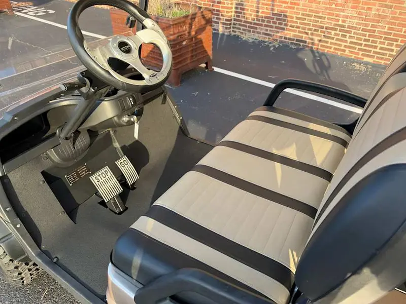 2022 Icon i40L — photo 4 of 7