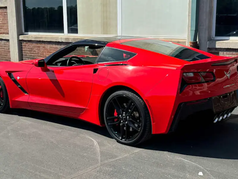 2016 Chevrolet Corvette Z51 — photo 3 of 8