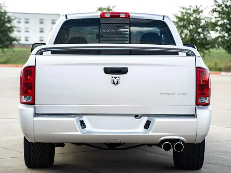 2005 Dodge Ram SRT-10 — photo 4 of 8