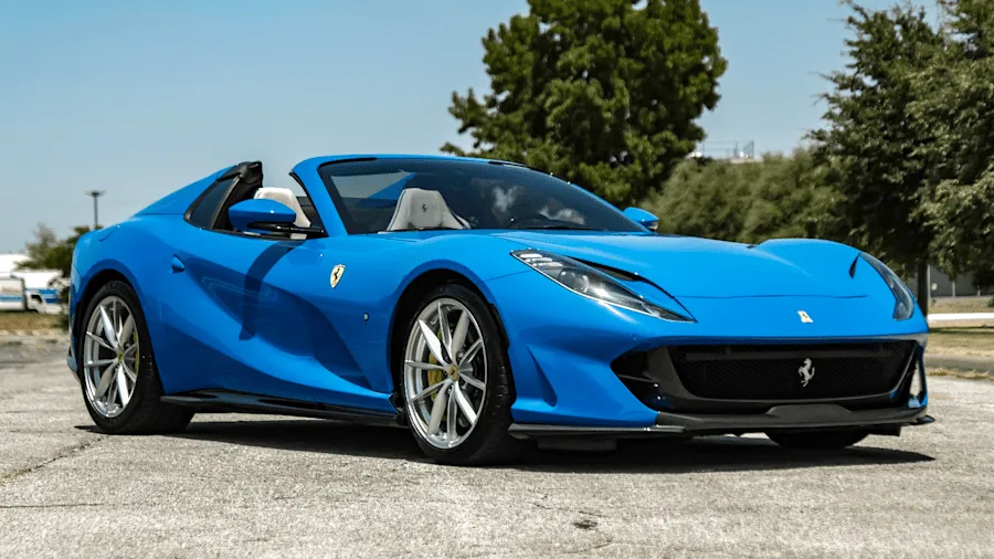 Azzurro Dino 2022 Ferrari 812 GTS