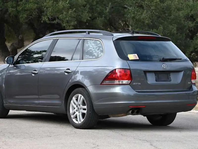 2014 Volkswagen Jetta SportWagen TDI — photo 4 of 8