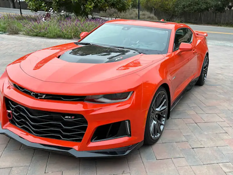 2019 Chevrolet Camaro ZL1 — photo 6 of 8