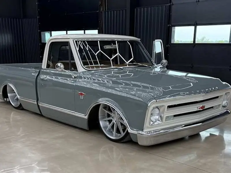1967 Chevrolet C10 Custom — photo 6 of 8