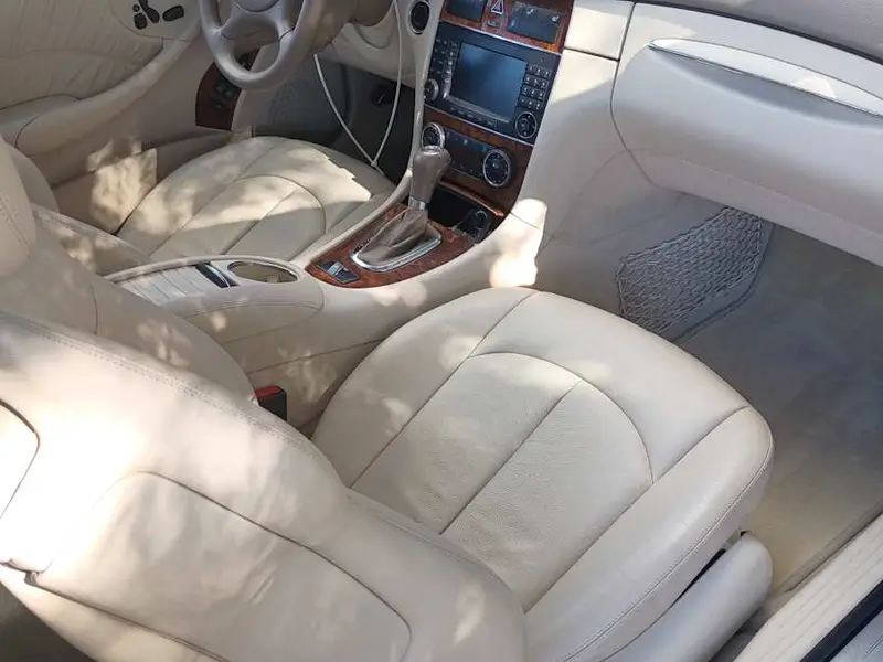 2008 Mercedes-Benz CLK350 — photo 7 of 8