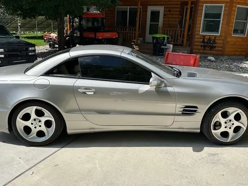 2004 Mercedes-Benz SL500 — photo 2 of 8