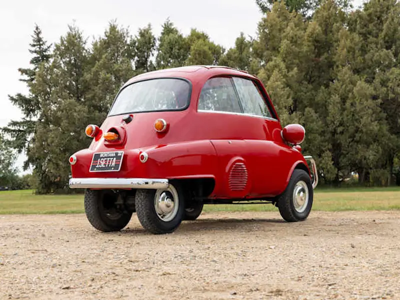 1960 BMW Isetta 300 — photo 3 of 8