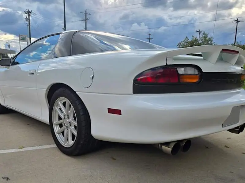 2002 Chevrolet Camaro SS — photo 8 of 8