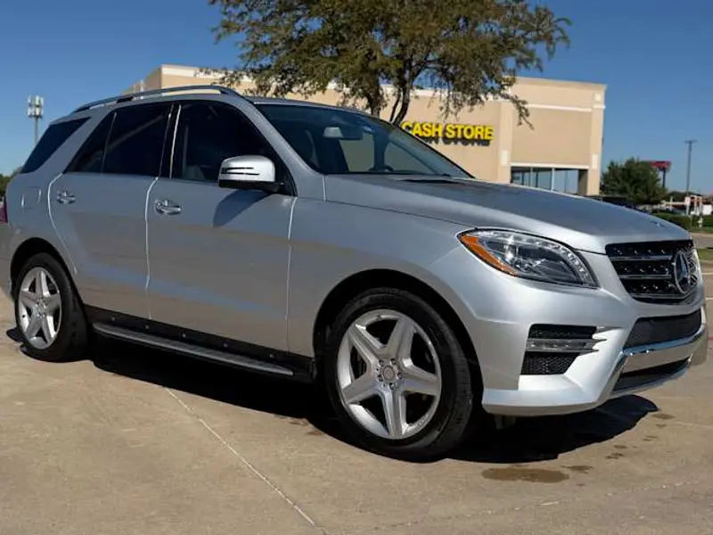 2014 Mercedes-Benz ML350 — photo 4 of 8