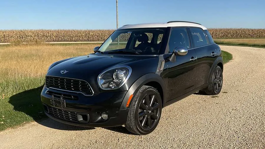 Black 2012 Mini Cooper Countryman S
