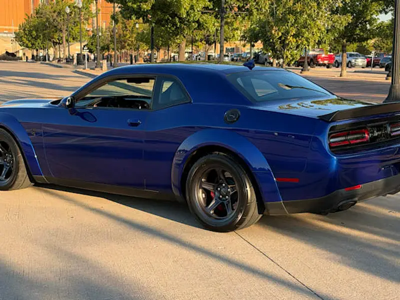 2020 Dodge Challenger SRT — photo 3 of 8