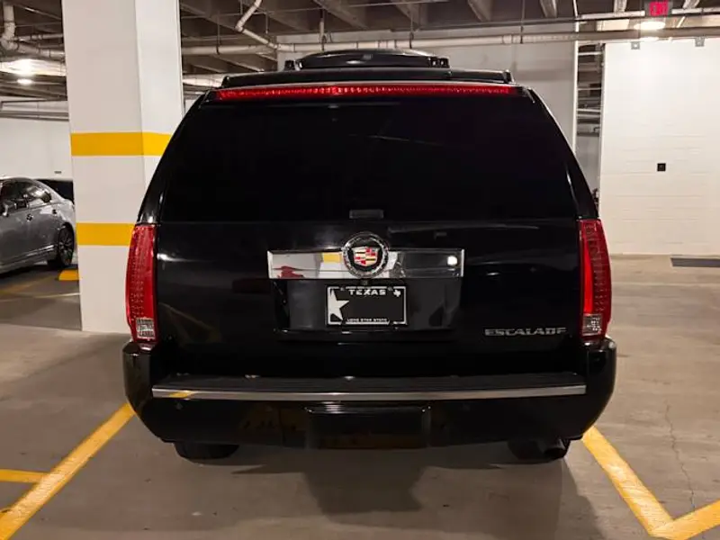 2008 Cadillac Escalade Custom — photo 5 of 8