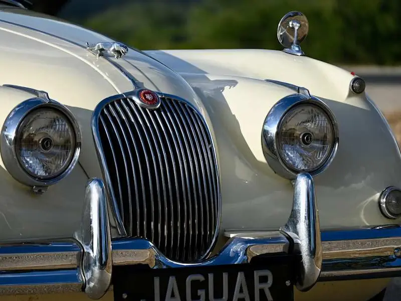 1958 Jaguar XK150 — photo 2 of 8