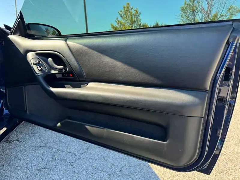 2002 Chevrolet Camaro SS — photo 8 of 8