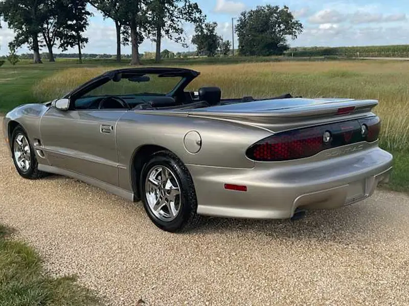 2002 Pontiac Trans Am — photo 3 of 8