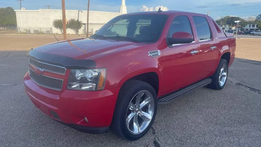 Victory Red 2008 Chevrolet Avalanche
