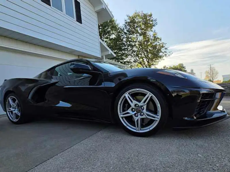 2022 Chevrolet Corvette 2LT — photo 6 of 8
