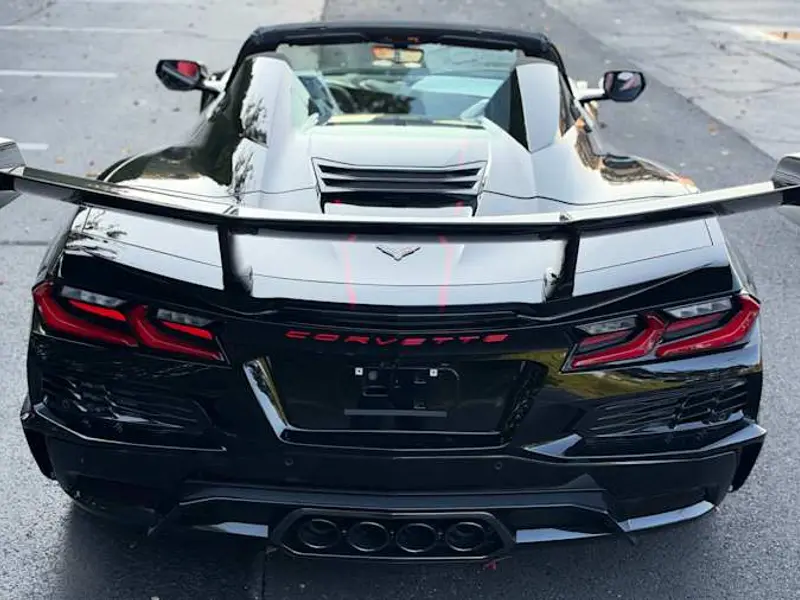2027 Chevrolet Corvette ZR1 3LZ — photo 4 of 8