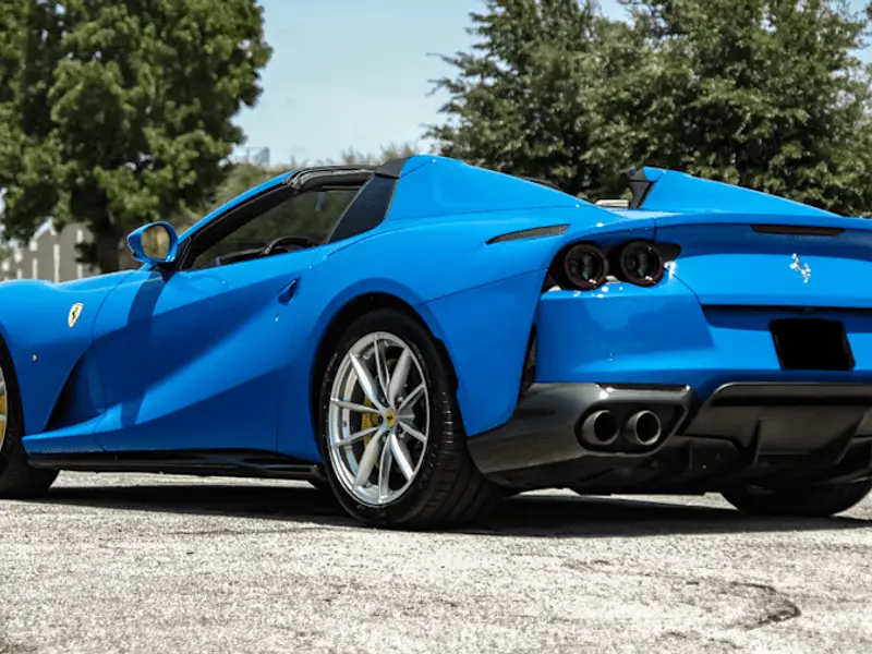 2022 Ferrari 812 GTS — photo 7 of 8