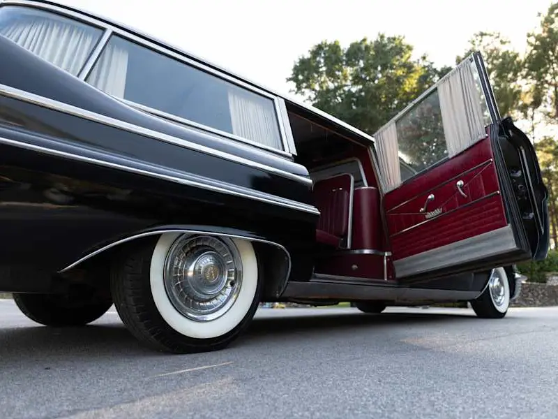 1958 Cadillac Miller-Meteor Futura — photo 8 of 8