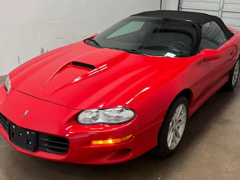2000 Chevrolet Camaro SS — photo 1 of 8