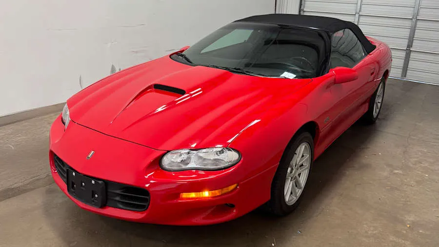 Red 2000 Chevrolet Camaro SS