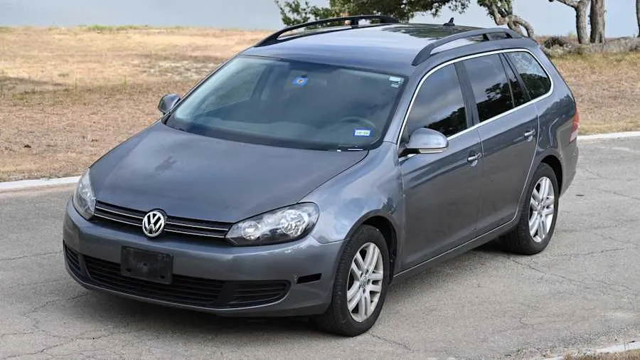 Gray 2014 Volkswagen Jetta SportWagen TDI