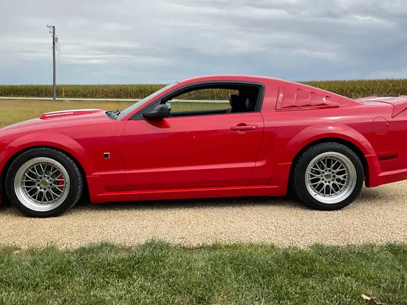 2006 Ford Mustang Roush Stage 3 — photo 2 of 8