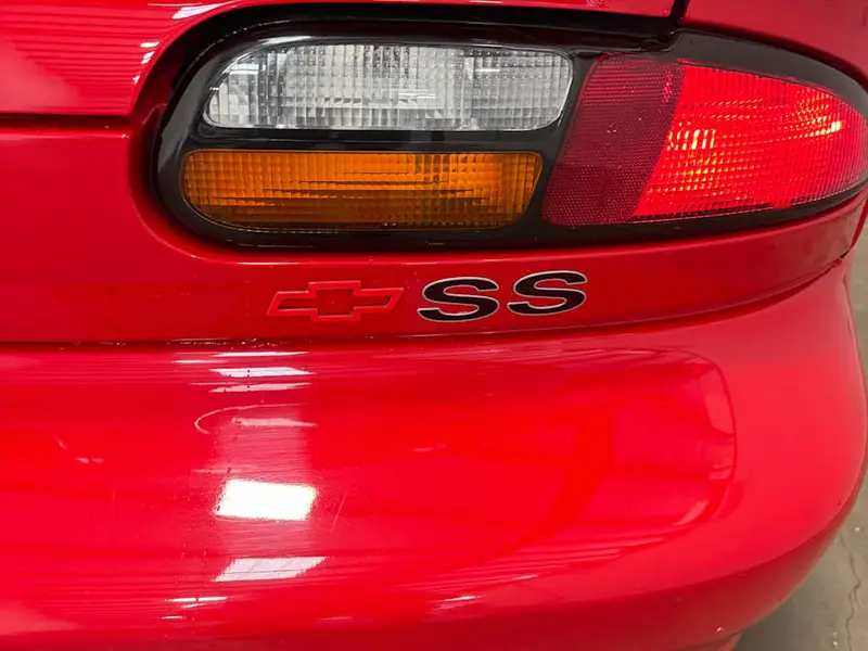 2000 Chevrolet Camaro SS — photo 5 of 8