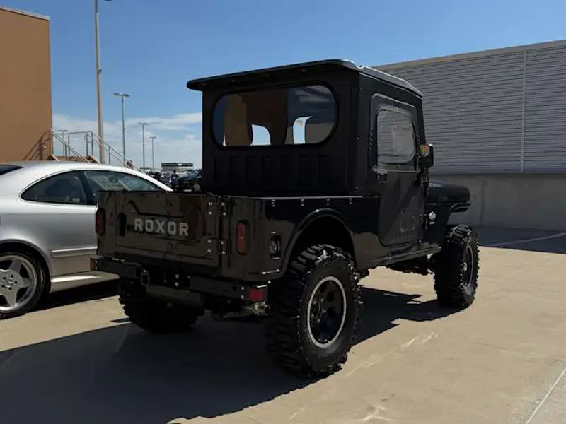 2023 Mahindra Roxor — photo 2 of 6