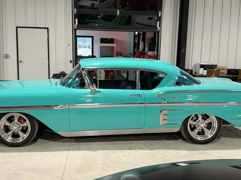 1958 Chevrolet Impala — photo 2 of 8