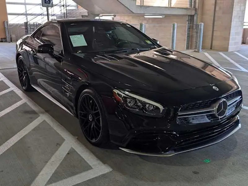 2017 Mercedes-Benz AMG SL 63 — photo 1 of 7