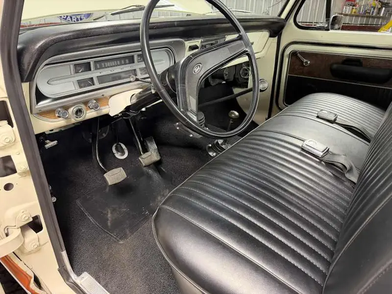 1972 Ford F-100 — photo 4 of 8