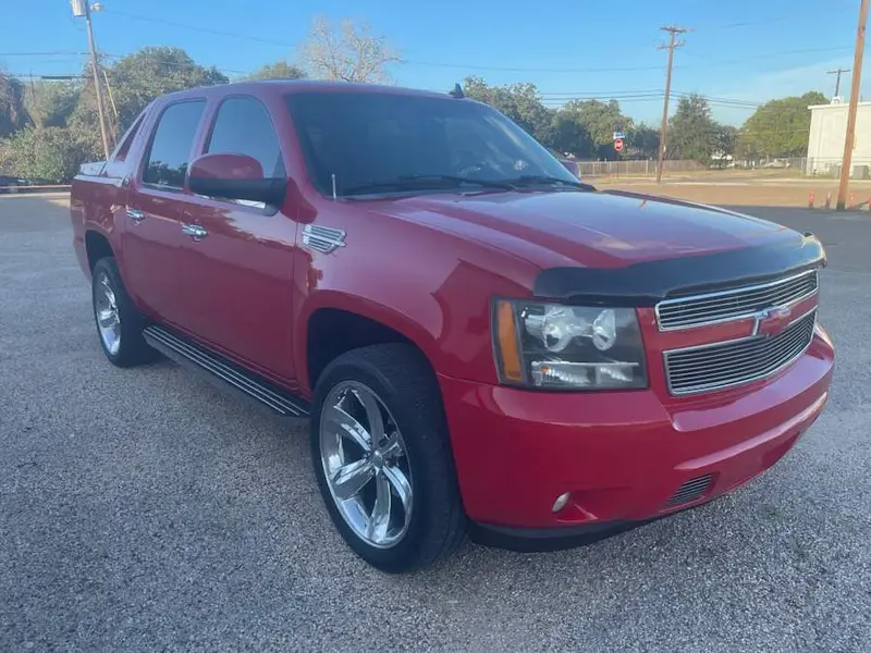 2008 Chevrolet Avalanche — photo 6 of 8