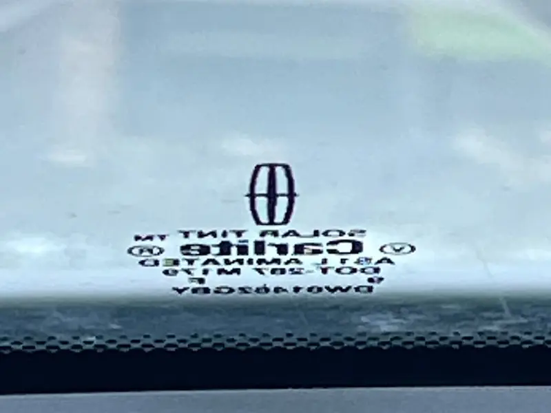2006 Lincoln Town Car Signature Limited — photo 8 of 8