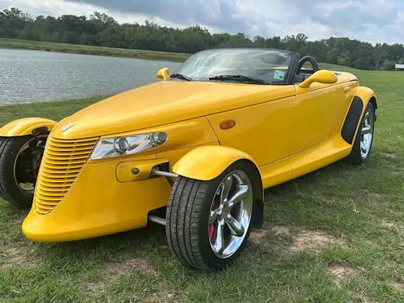 2000 Plymouth Prowler — photo 1 of 8
