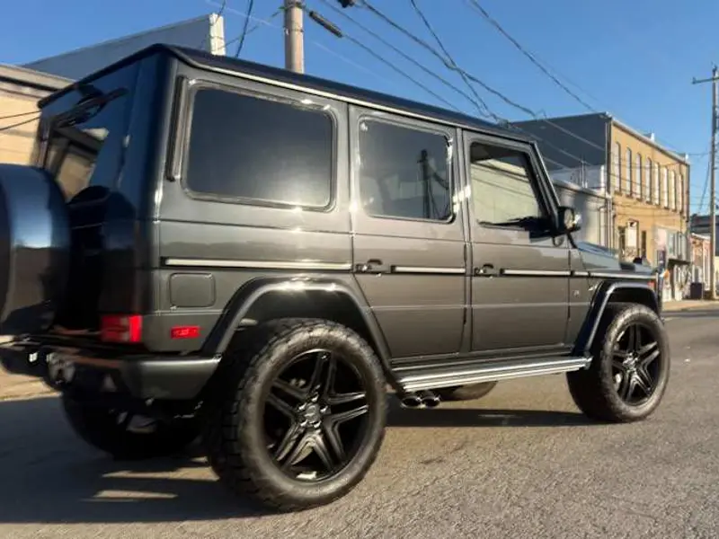 2015 Mercedes-Benz G550 — photo 3 of 8