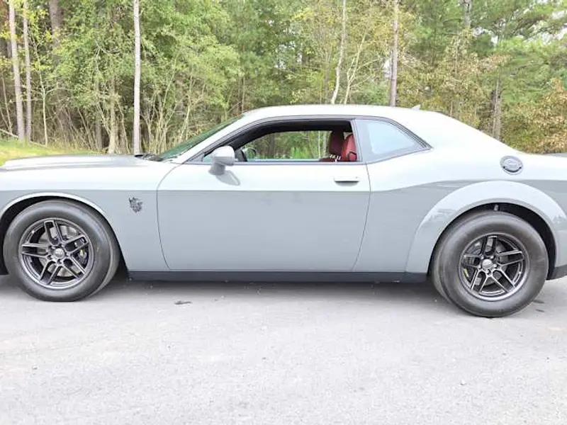 2023 Dodge Challenger SRT Demon 170 — photo 2 of 8