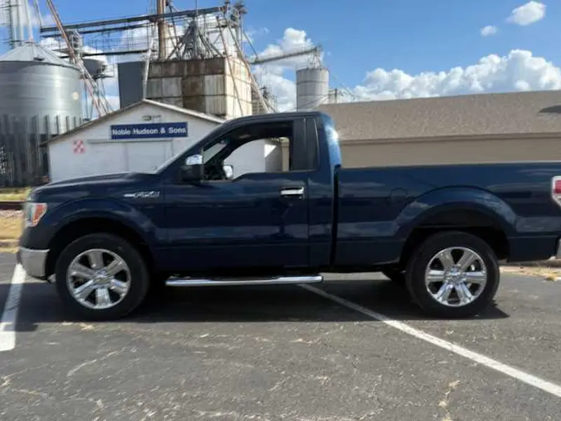 2013 Ford F-150 — photo 2 of 8