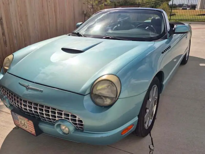 2002 Ford Thunderbird — photo 1 of 8